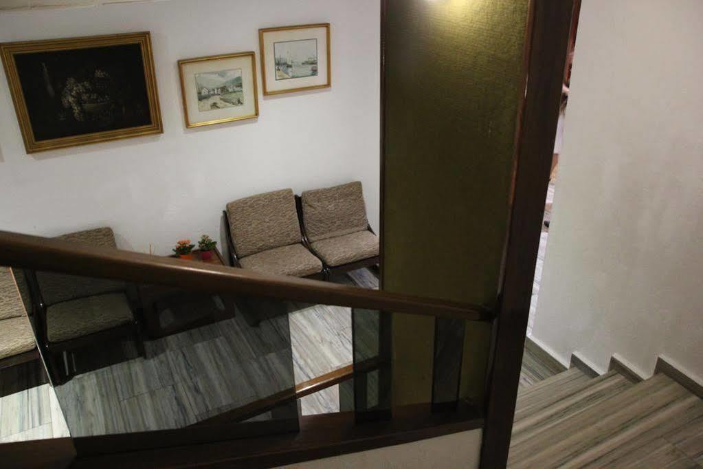 Hotel Marques De Santillana Torrelavega Dış mekan fotoğraf