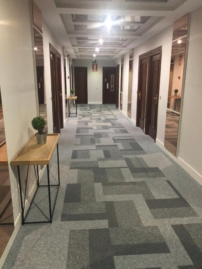 Hotel Marques De Santillana Torrelavega Dış mekan fotoğraf